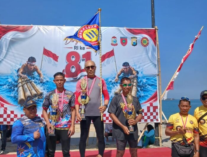 Tim Atlet Pentathlon Kodam XIV/Hasanuddin kembali menorehkan prestasi pada ajang Lomba Renang Rakit Merah Putih 2026 yang digelar dari Pulau Lae-Lae hingga garis finis di Plaza Sunset Quay, Center Point of Indonesia (CPI), Makassar, Minggu (16/8/2026).