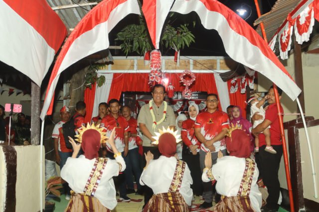 Kedatangan Kapolda Sulsel, Irjen Pol Djuhandhani Rahardjo Puro di Asrama Batalyon A Pelopor Sat Brimob Polda Sulsel disambut antusias, pada Minggu (16/8/2026) malam.