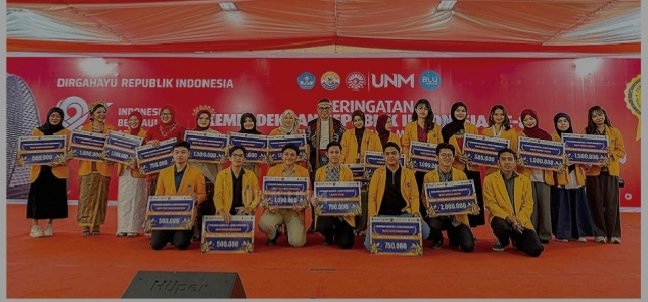 UNM Beri Penghargaan kepada 43 Tenaga Pendidik dan Kependidikan pada momentum peringatan HUT RI ke-81, Senin (17/8/2026).