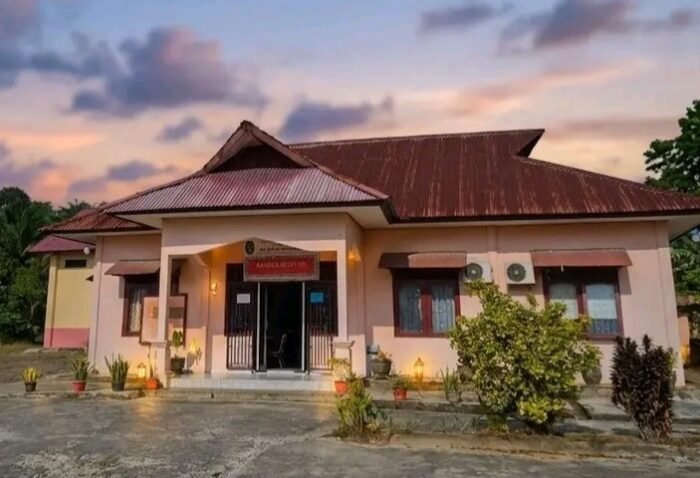 Kantor Kelurahan Karya Merdeka, Kecamatan Samboja, Kabupaten Kutai Kartanegara, Kalimantan Timur. Foto: Dokumentasi Facebook Kelurahan Karya Merdeka