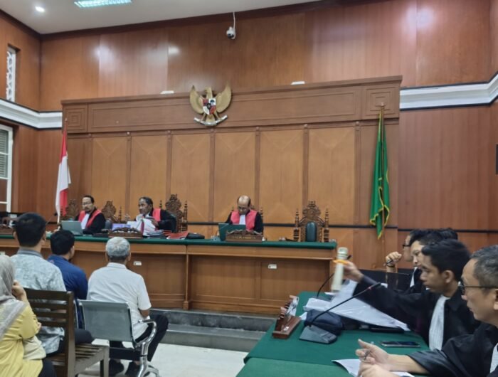 Sidang perkara dugaan korupsi pengadaan bibit nanas DTPH-BUN Sulsel berlangsung di Pengadilan Tipikor Makassar, Selasa (29/9/2026). Sebanyak tujuh saksi memberikan keterangan terkait proyek pengadaan senilai sekitar Rp60 miliar.