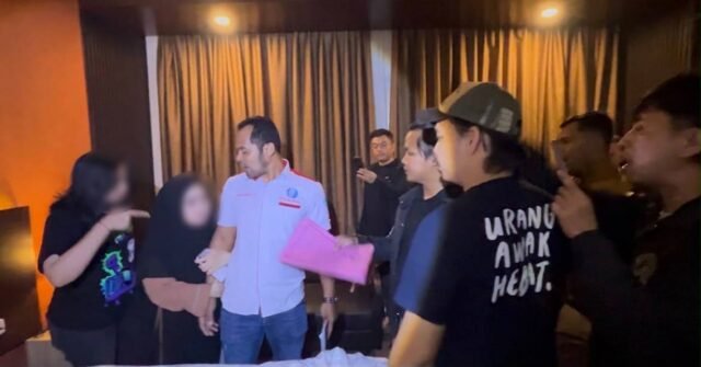 Polisi mengamankan perempuan berinisial ALF (34), yang diduga terlibat kasus penipuan dan penggelapan 21 unit mobil rental dengan total kerugian korban ditaksir mencapai sekitar Rp3 miliar.