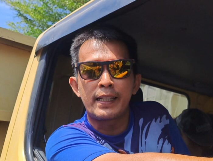 Sopir truk, Rudy saat ditemui di tengah antrean di SPBU Pertamina 74.902.25, Jalan Pengayoman, Kecamatan Panakkukang, Jumat (11/9/2026).