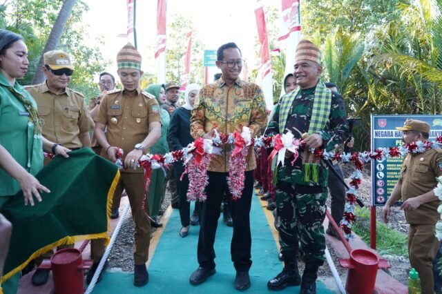 Jembatan yang menghubungkan Desa Banggina, Kecamatan Motui, Kabupaten Konawe Utara, dengan Desa Porara, Kecamatan Morosi, Kabupaten Konawe, diresmikan Pangdam XIV/Hasanuddin Mayjen TNI Bangun Nawoko, Senin (14/9/2026).