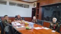 Kejaksaan Tinggi Sulawesi Selatan (Kejati Sulsel), Muhammad Syarifuddin menyetujui penghentian penuntutan berdasarkan mekanisme Keadilan Restoratif atau Restorative Justice (RJ) terhadap perkara dugaan tindak pidana Kekerasan Dalam Rumah Tangga (KDRT) yang ditangani Kejaksaan Negeri (Kejari) Parepare.