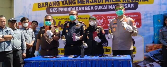 Kantor Pengawasan dan Pelayanan Bea dan Cukai Tipe Madya Pabean B (KPPBC TMP B) Makassar, memusnahkan Barang Yang Menjadi Milik Negara (BMMN), pada Selasa (15/9/2026).