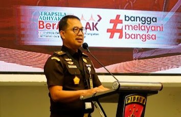 Sesjampidsus Kejaksaan Agung RI, Dr. Didik Farkhan Alisyahdi membuka Bimtek pelanggaran HAM berat di Makassar, Jumat (18/9/2026).