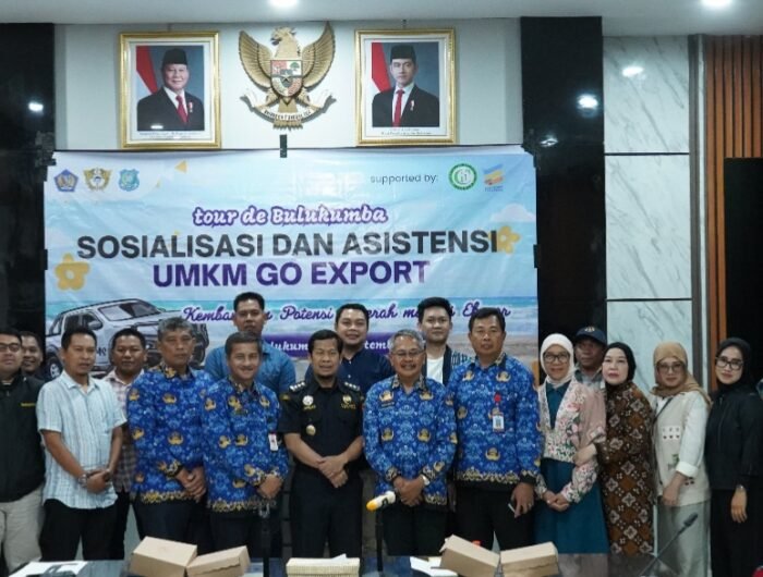 Bea Cukai Makassar gelar kegiatan Tour de Bulukumba Export Assistance dengan tema “Kembangkan Potensi Daerah melalui Ekspor”, yang dilaksanakan di Ruang Rapat Sekretaris Daerah Kantor Bupati Bulukumba, Kamis (17/9/2026).