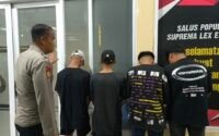 Jajaran Polsek Tallo mengamankan empat remaja yang diduga terlibat aksi tawuran antarkelompok di wilayah Kecamatan Tallo, Makassar.