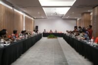 Walikota Makassar, Munafri Arifuddin menghadiri Coffee Morning bersama LKS Tripartit dan Dewan Pengupahan Kota Makassar, di Hotel Ibis City Center, Jalan Maipa, Kamis (8/10/2026).