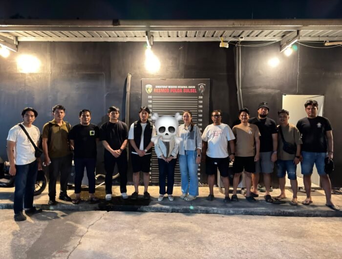 Terduga pelaku penipuan dan penggelapan berinisial HS diamankan Unit Resmob Ditreskrimum Polda Sulsel di sebuah rumah kos di Kecamatan Tallo, Makassar. (IST)